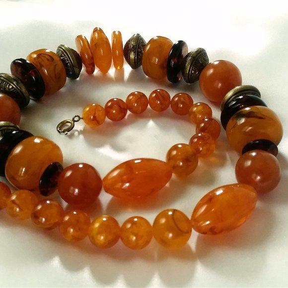 Amber Multi-tone Chunky Bead Necklace with Gold Tone Spring Ring Clasp -- 24" - Picture 4 of 8